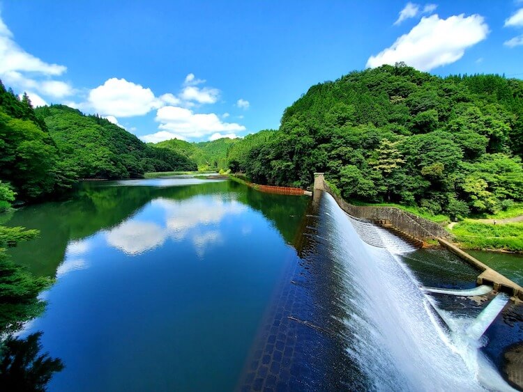 日本一美しい白水ダム